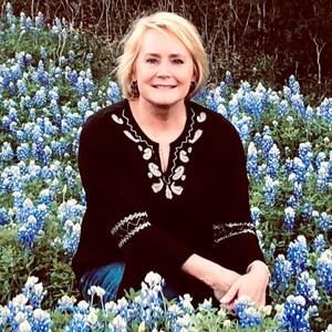 Meet your Posher, Janet